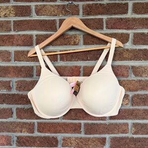 Victoria Secret Pink Women's Cream Bra. NWT. 44DD